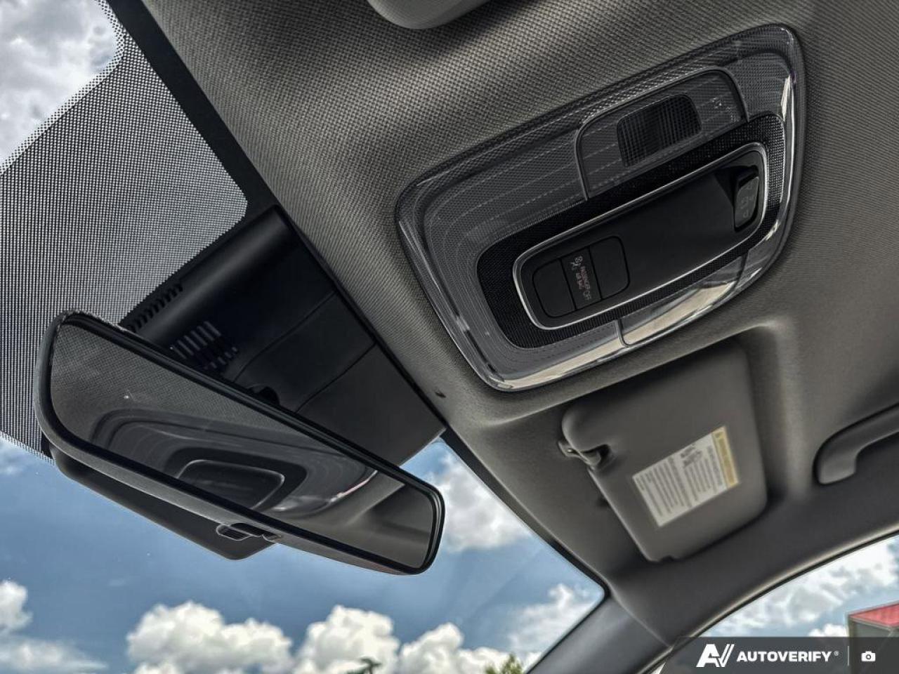 2023 Hyundai Elantra Preferred   Carplay   Heated Seats Photo