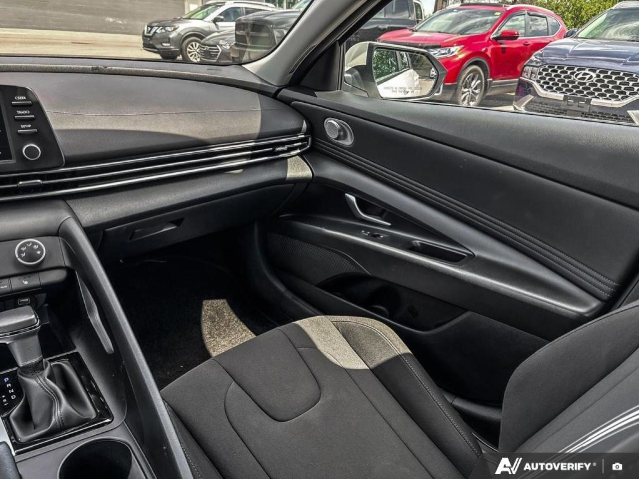 2023 Hyundai Elantra Preferred   Carplay   Heated Seats Photo