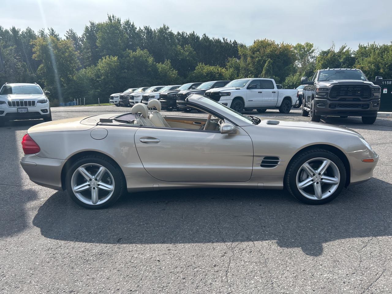 2005 Mercedes-Benz SL-Class 5.0L Photo