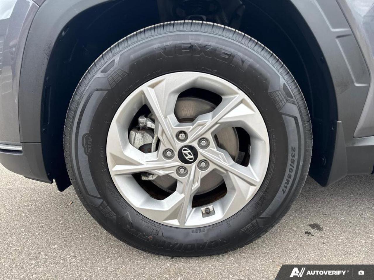 2022 Hyundai Tucson Preferred   Heated Seats   Carplay   Safety Suite Photo