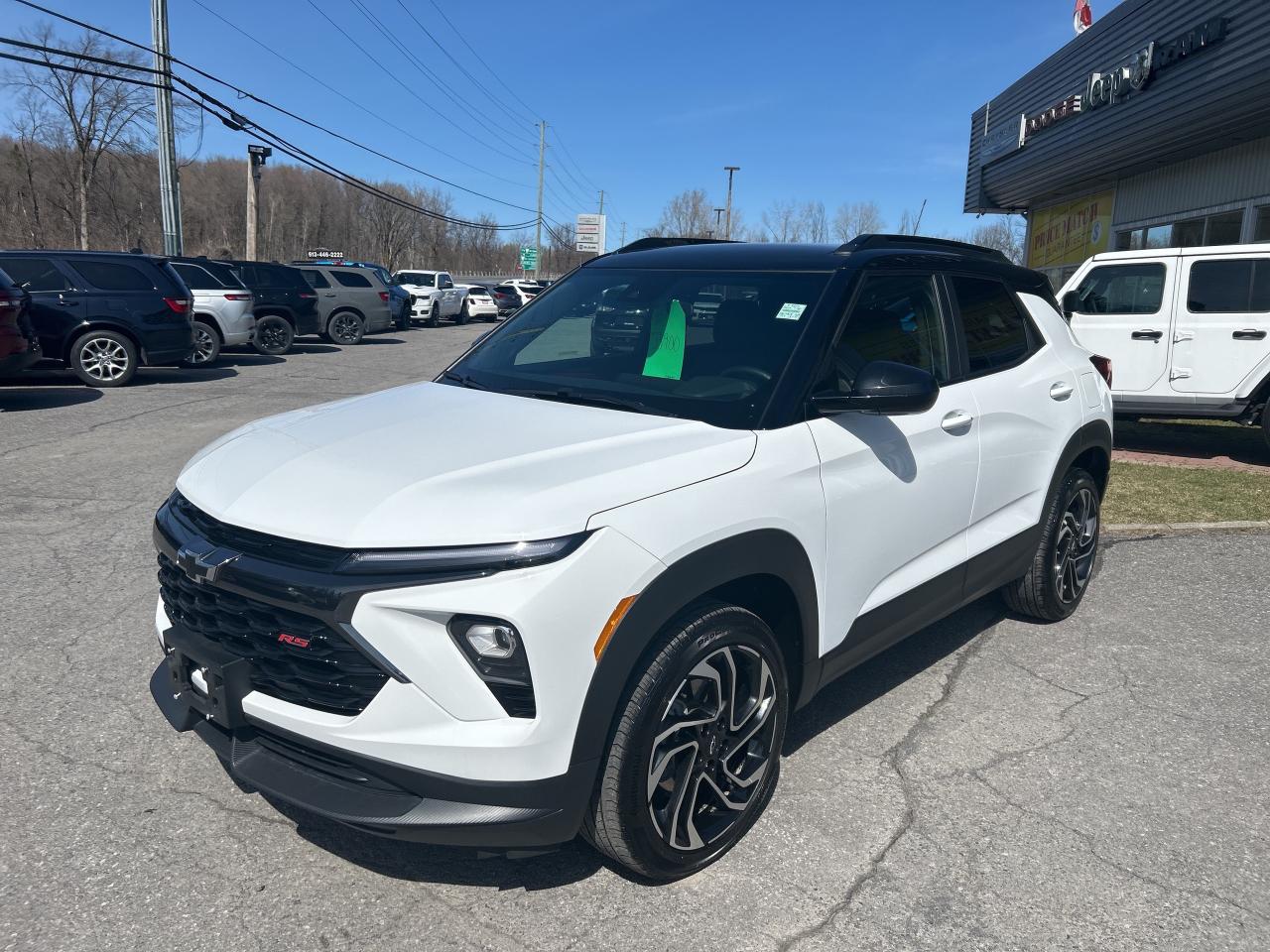 2024 Chevrolet TrailBlazer RS AWD Photo2