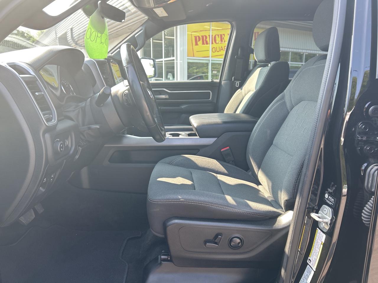 2023 RAM 1500 Big Horn Photo