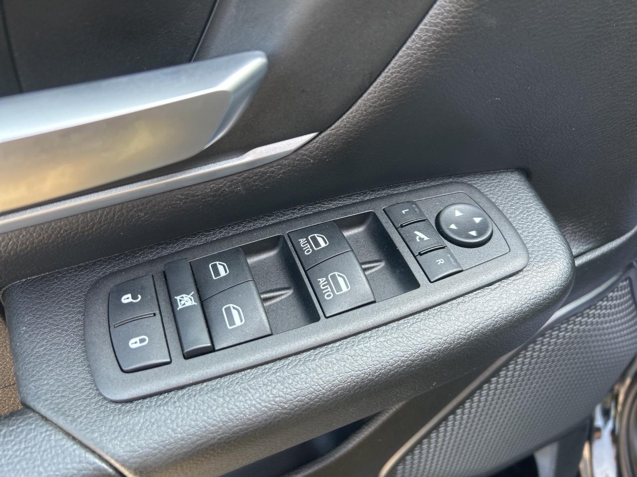 2023 RAM 1500 Big Horn Photo