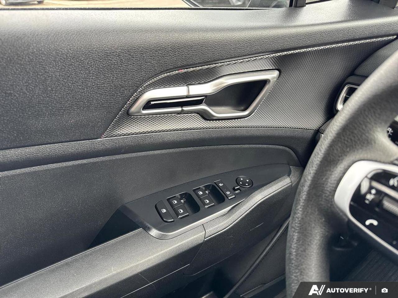 2025 Kia Sportage LX   AWD   HEATED SEATS   CARPLAY   LANE KEEP ASSI Photo