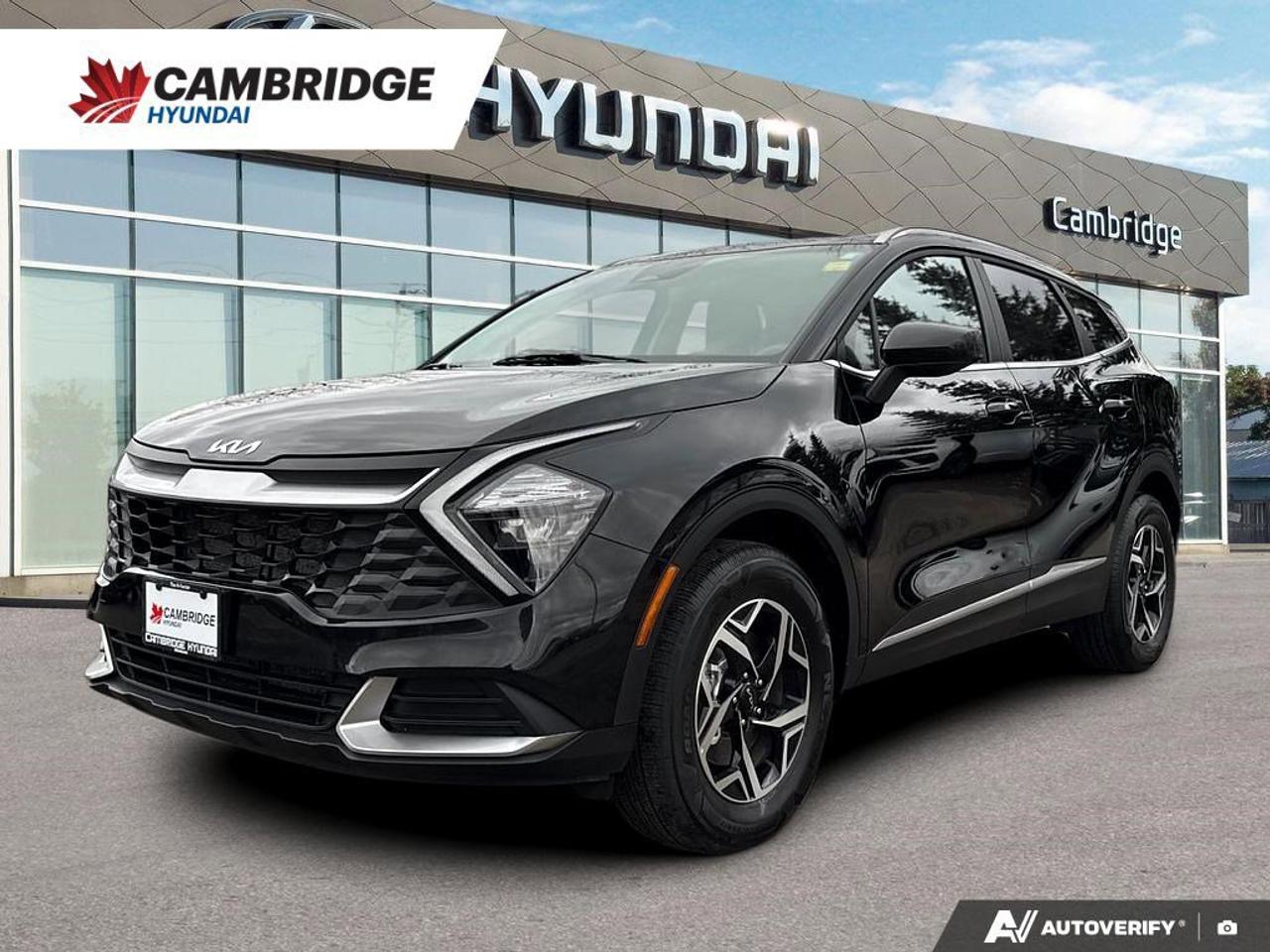 2025 Kia Sportage LX AWD   NO ACCIDENTS   ONE OWNER   8.7L/100KM Photo