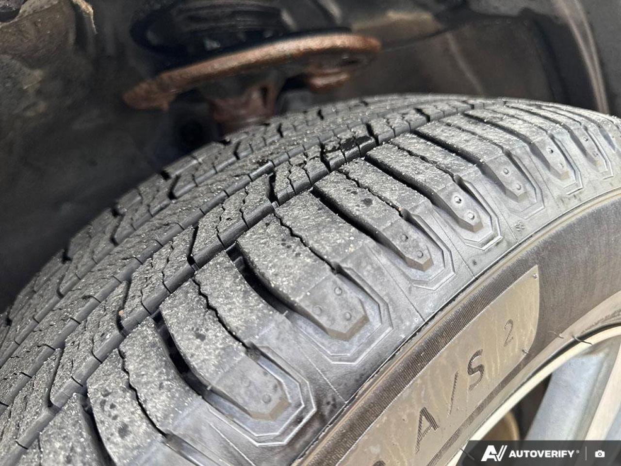 2018 Toyota RAV4 LE FWD   Toyota Safety Sense   Award-Winning Value Photo