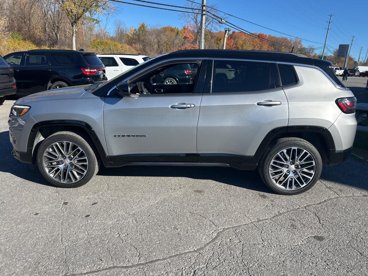 2023 Jeep Compass Limited EXTENDED WARRANTY Photo