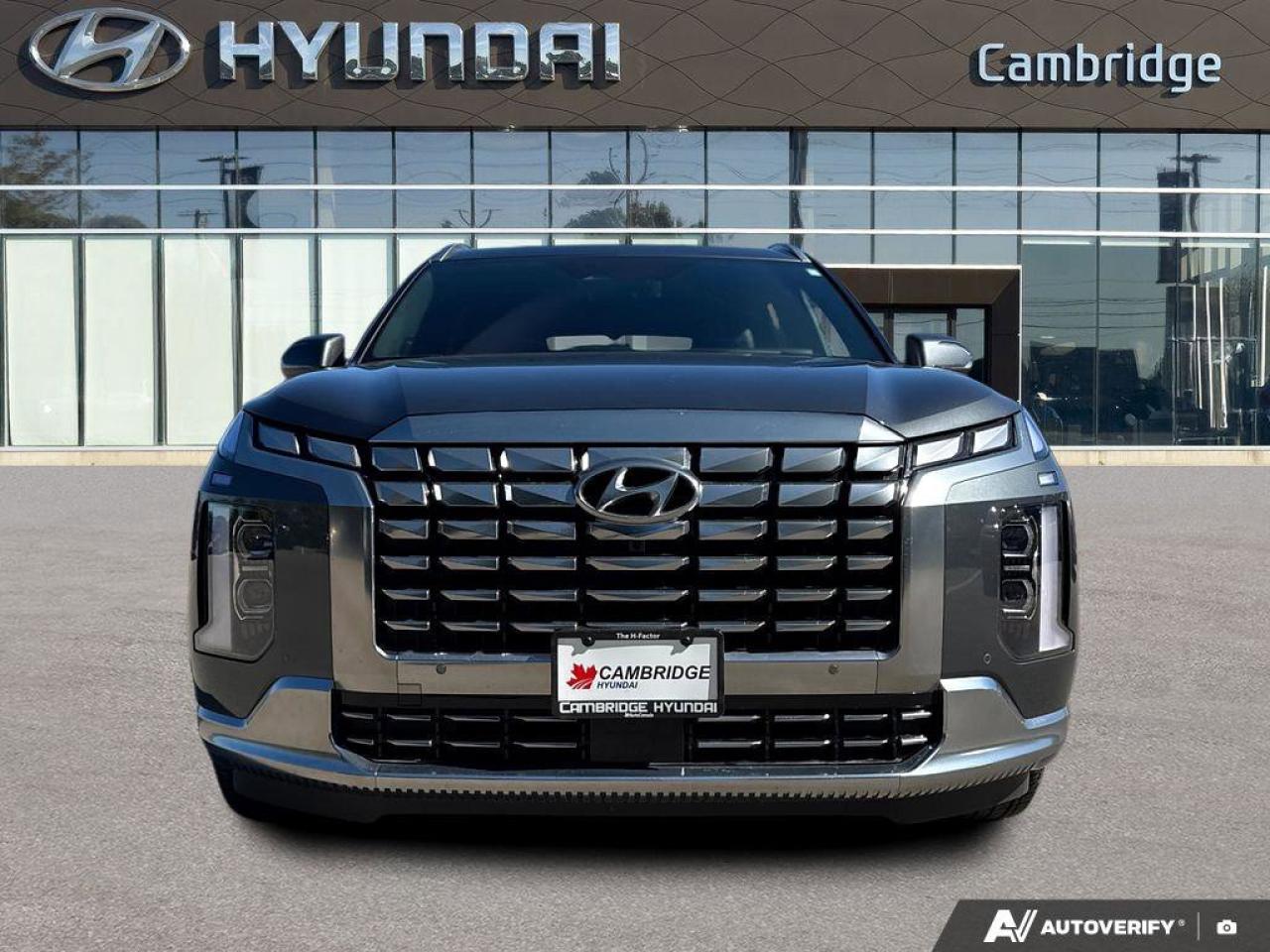 2025 Hyundai PALISADE Ultimate Calligraphy AWD   Nappa Leather   7-Passe Photo