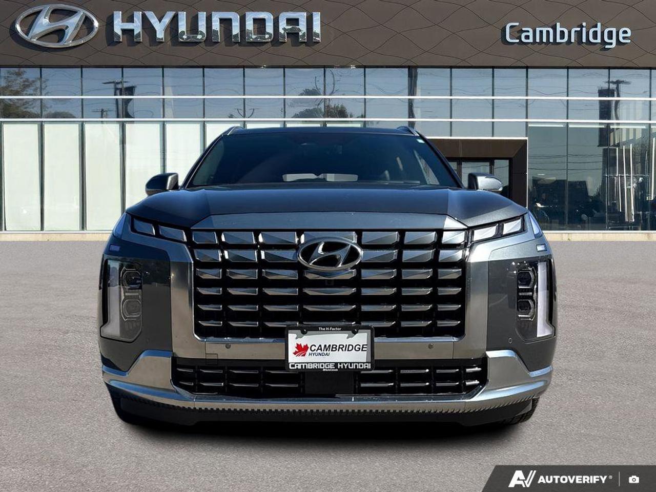 2025 Hyundai PALISADE Ultimate Calligraphy AWD   Nappa Leather   7-Passe Photo