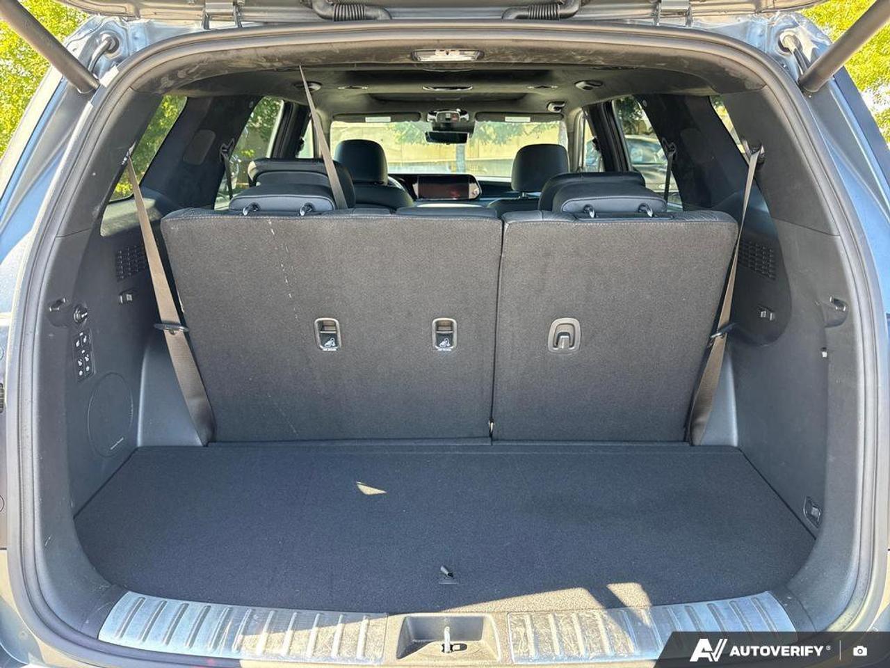 2025 Hyundai PALISADE Ultimate Calligraphy AWD   Nappa Leather   7-Passe Photo