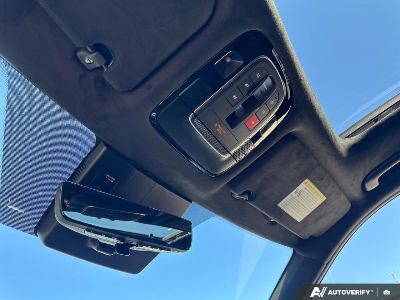 2025 Hyundai PALISADE Ultimate Calligraphy AWD   Nappa Leather   7-Passe Photo