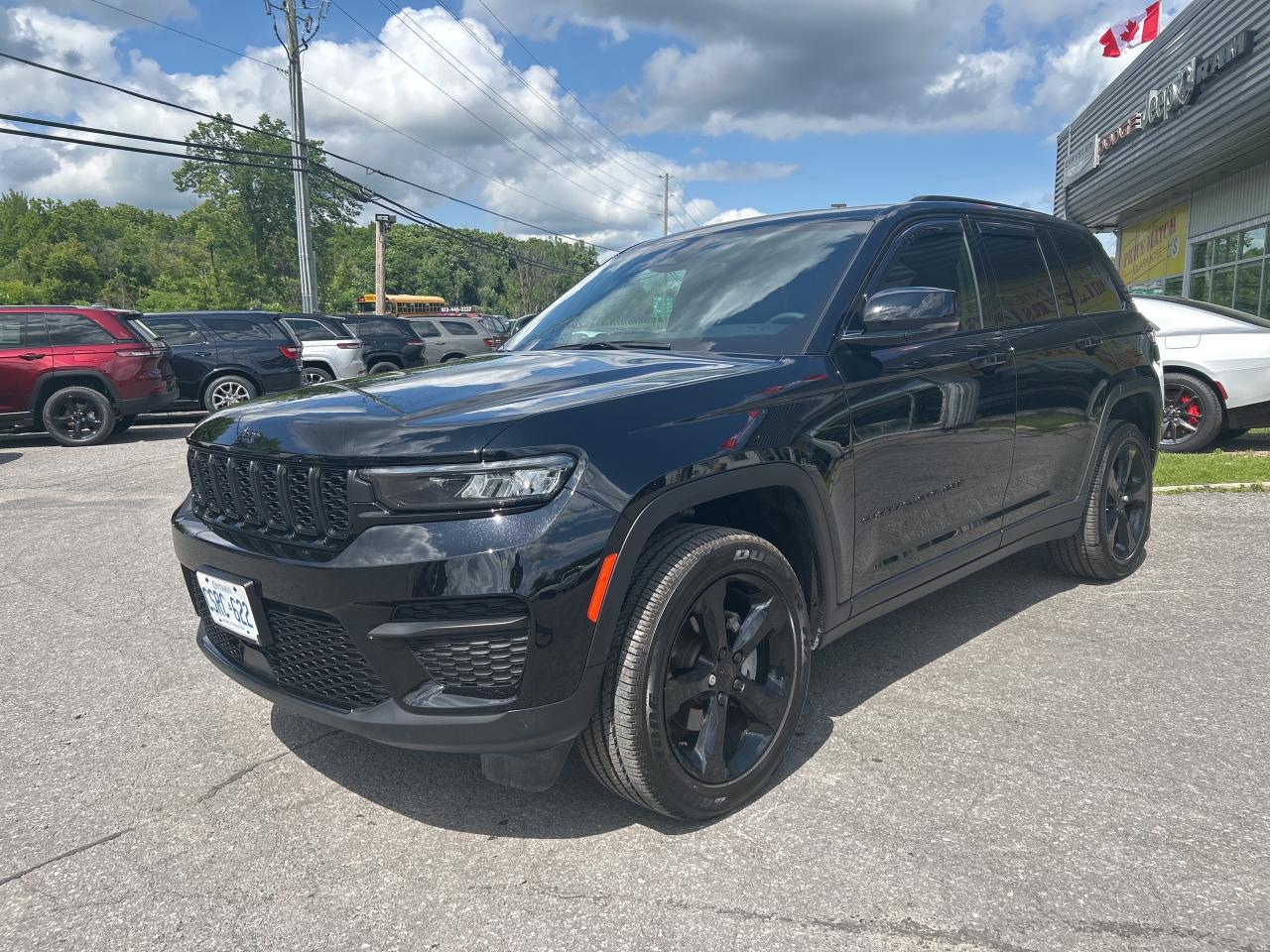 2024 Jeep Grand Cherokee Altitude Photo