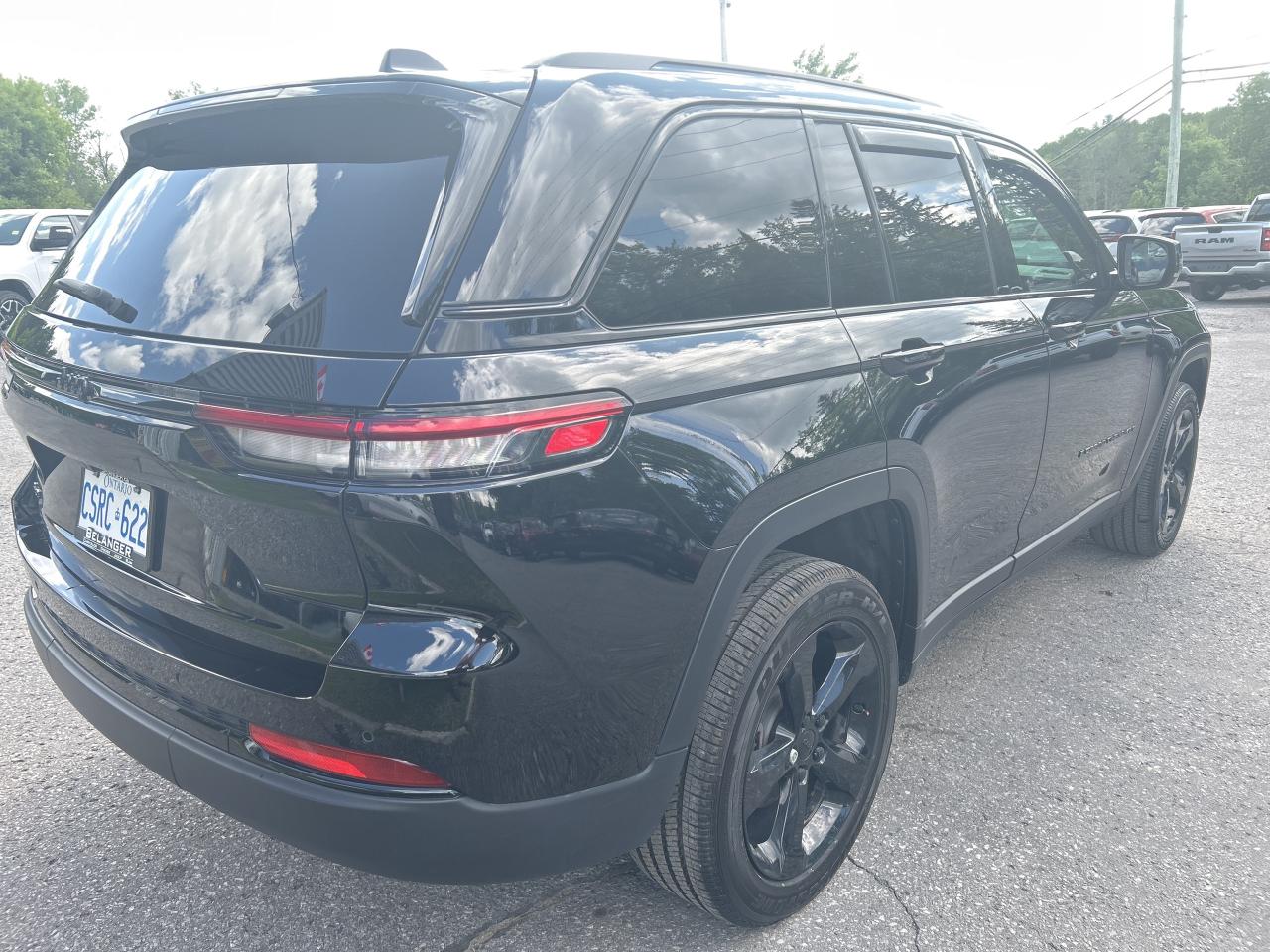 2024 Jeep Grand Cherokee Altitude Photo