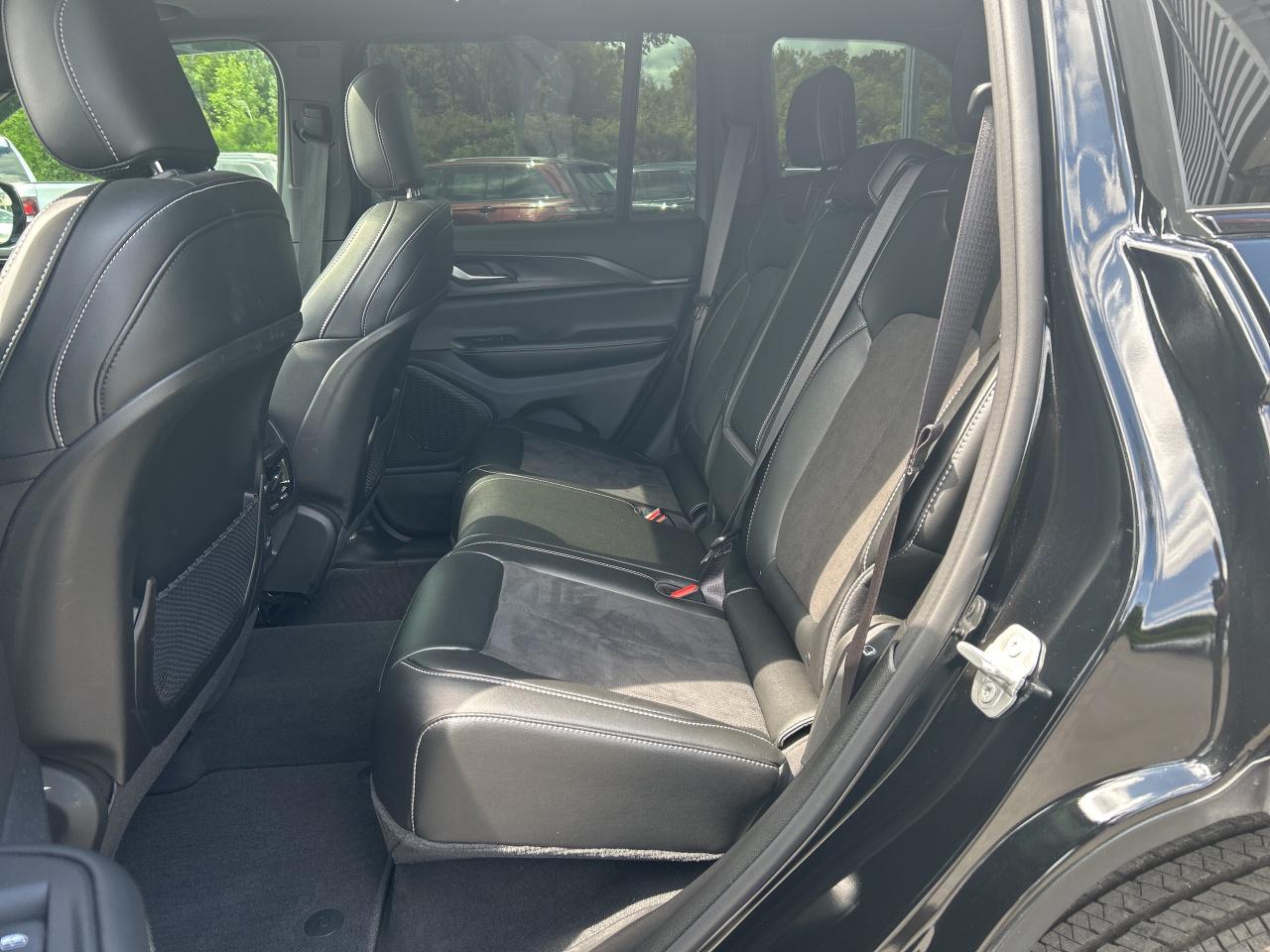 2024 Jeep Grand Cherokee Altitude Photo