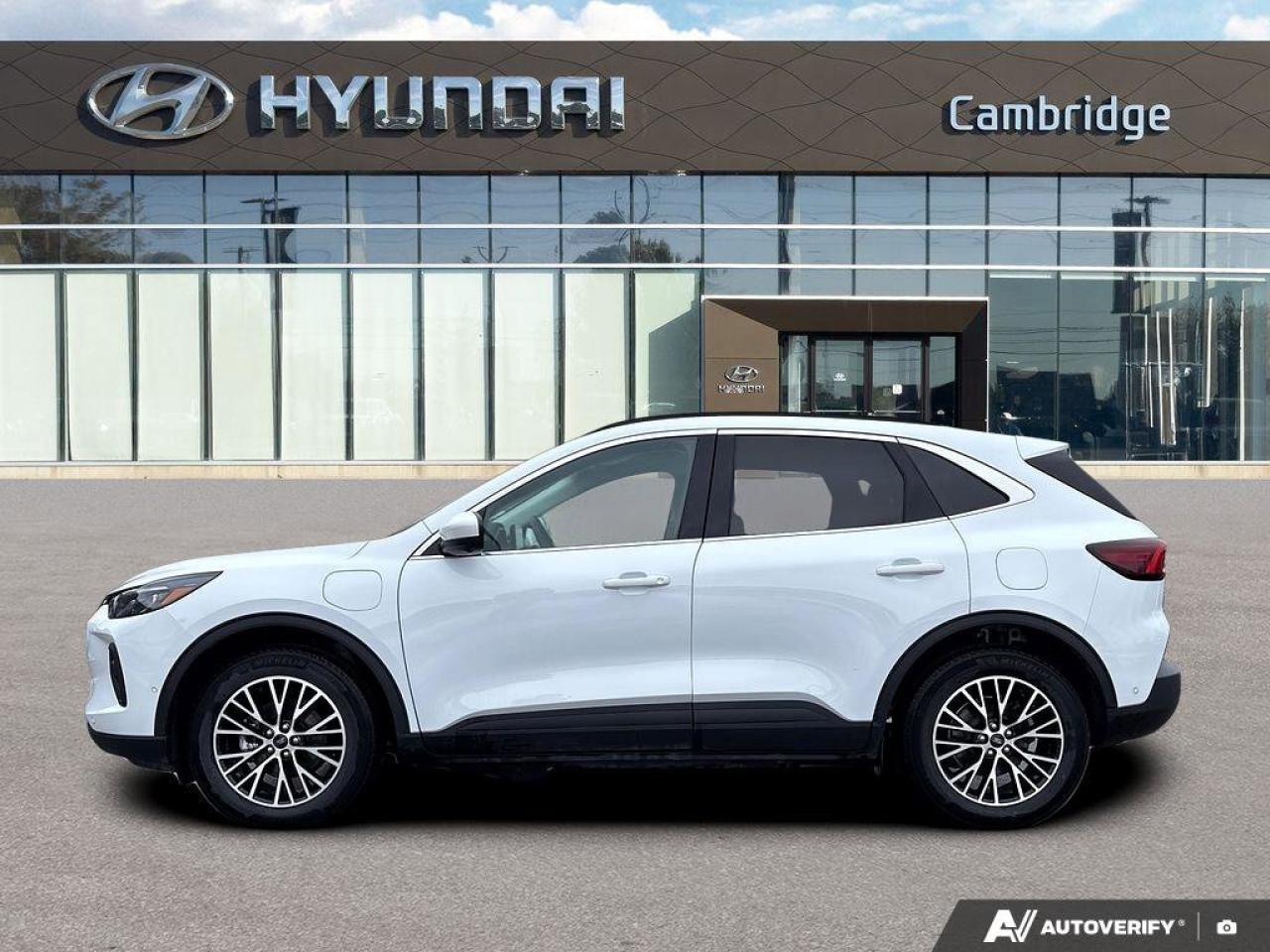 2023 Ford Escape PHEV Photo