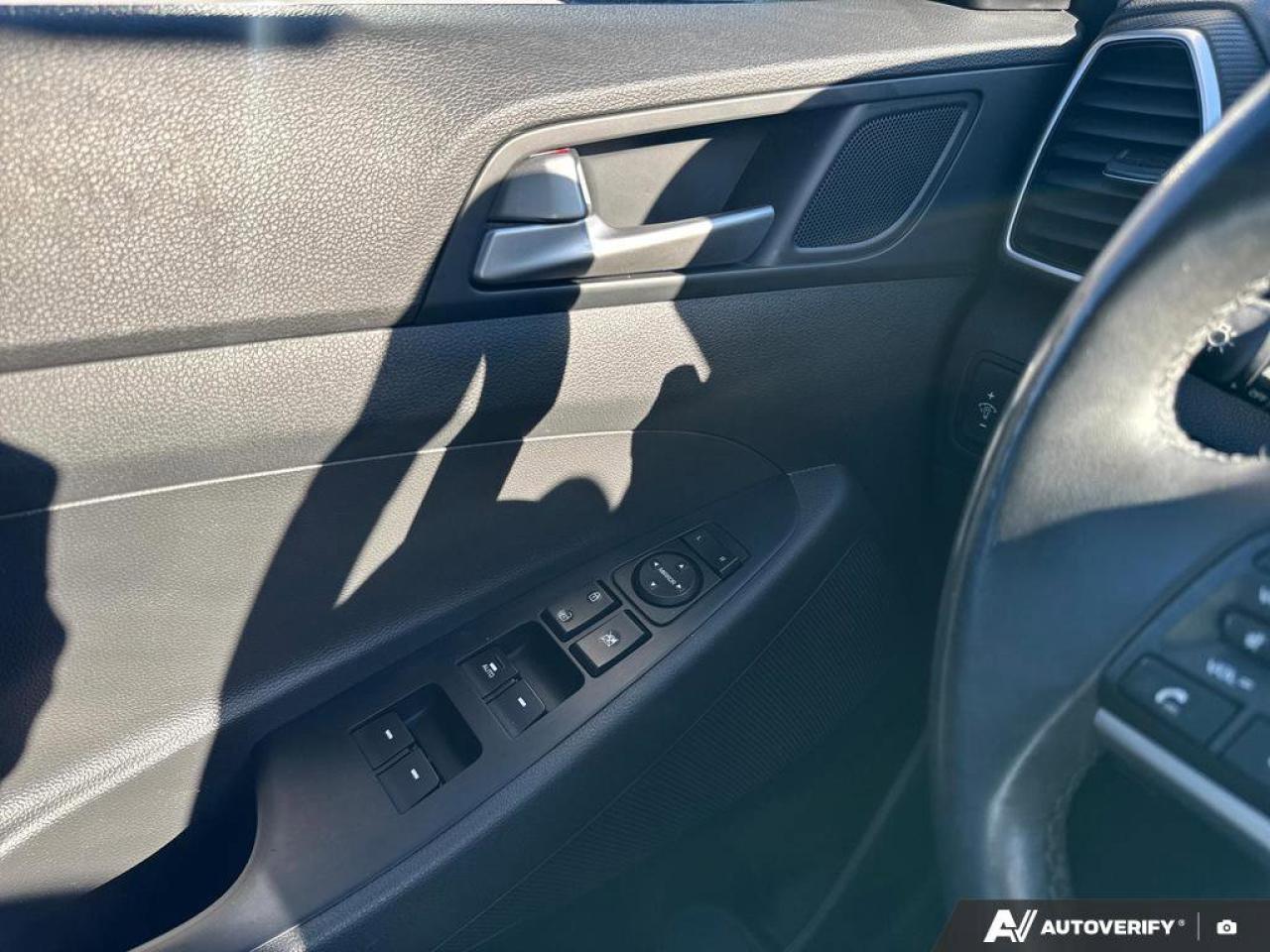 2019 Hyundai Tucson Preferred AWD   One Owner No Accident   Heated Sea Photo