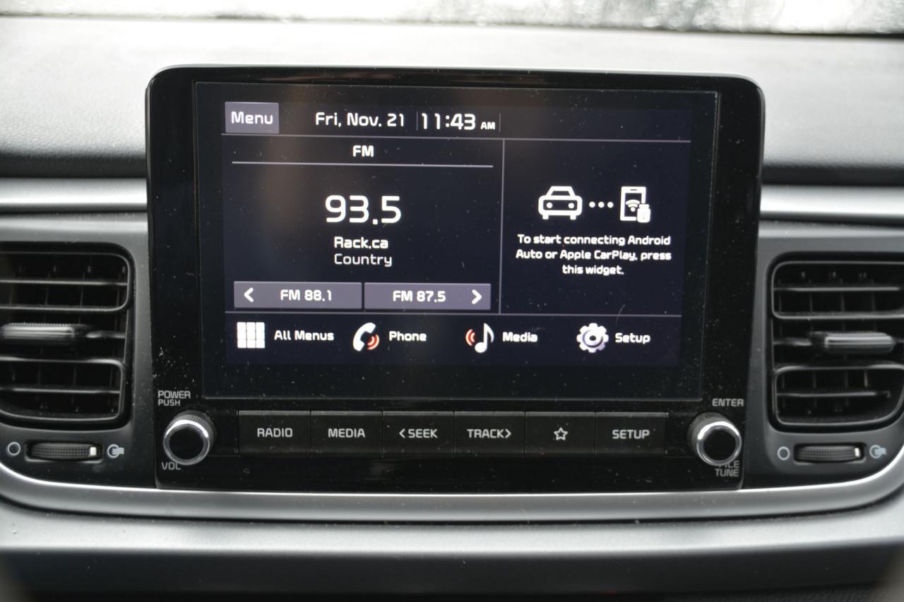 2023 Kia Rio 5-door S Photo