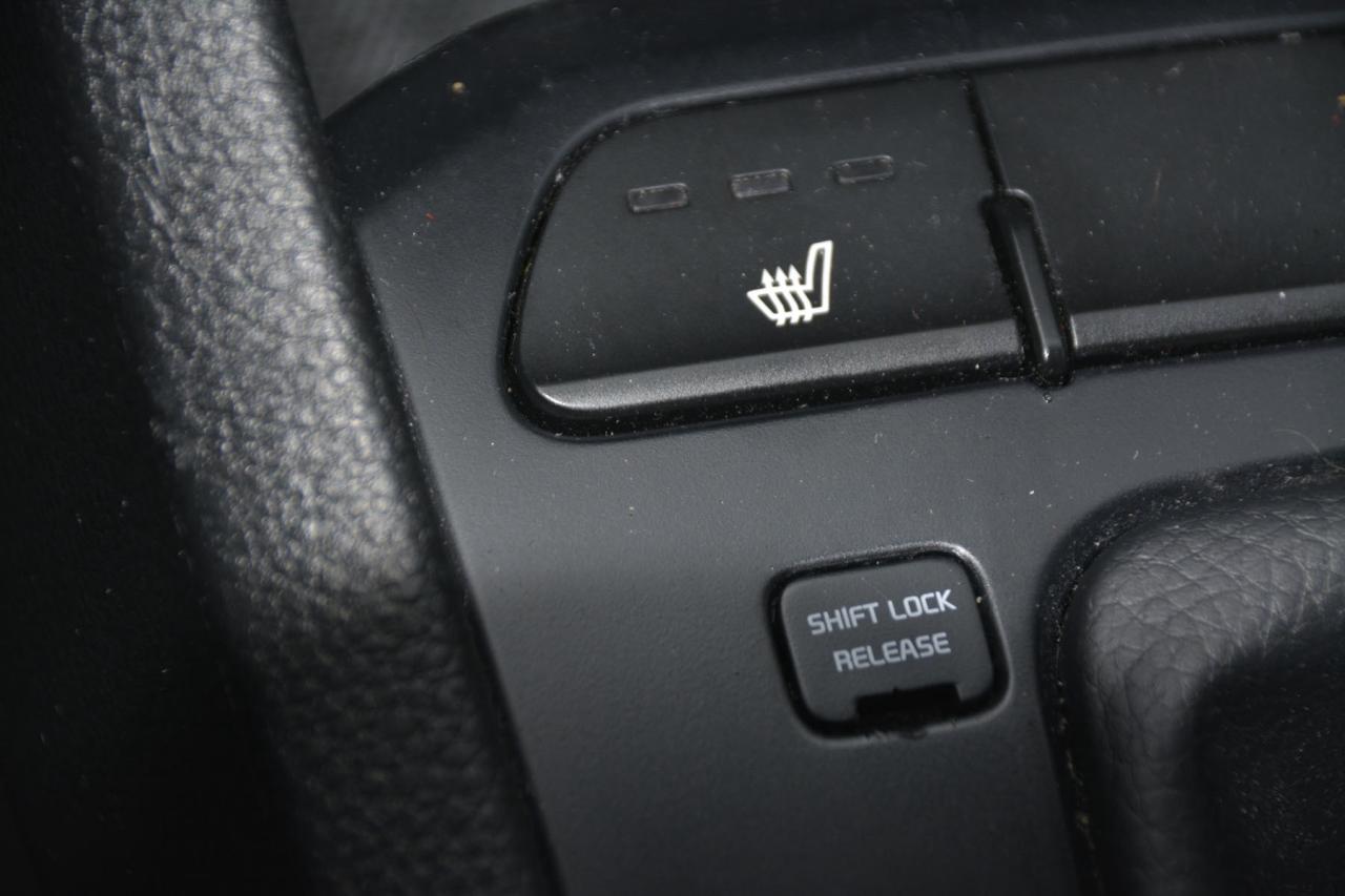 2023 Kia Rio 5-door S Photo