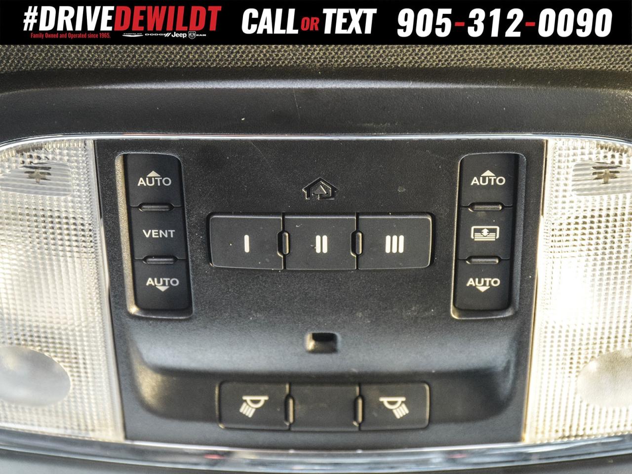 2021 Chrysler 300 300S   ALL WHEEL DRIVE   PANORAMIC SUNROOF Photo