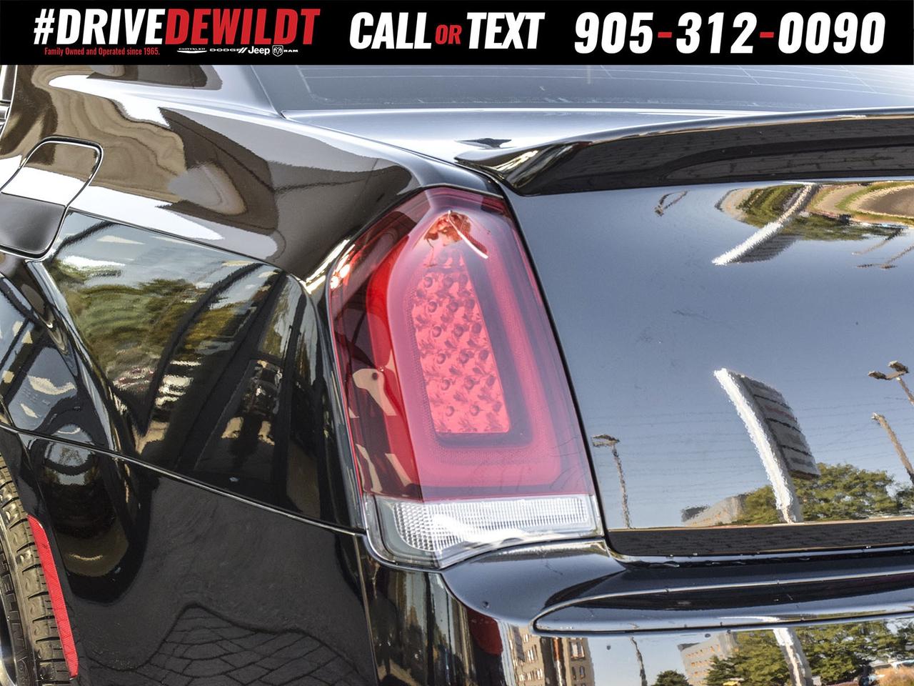 2021 Chrysler 300 300S   ALL WHEEL DRIVE   PANORAMIC SUNROOF Photo