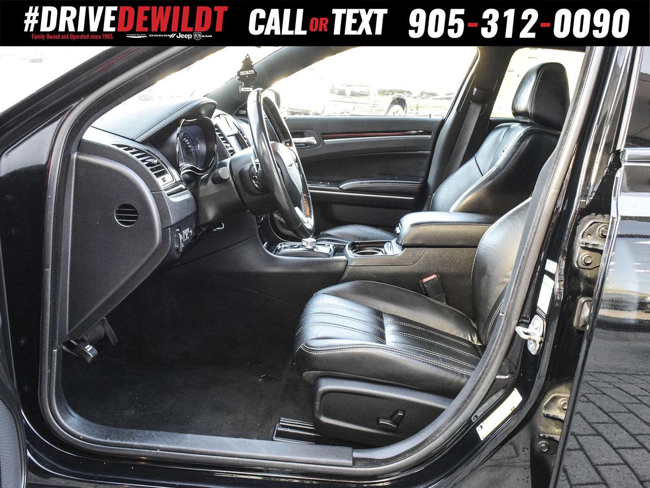 2021 Chrysler 300 300S   ALL WHEEL DRIVE   PANORAMIC SUNROOF Photo