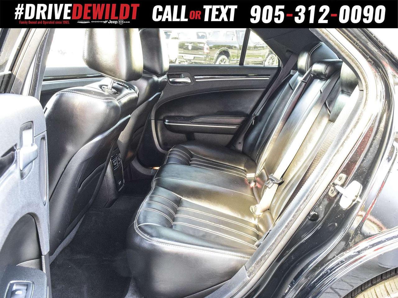 2021 Chrysler 300 300S   ALL WHEEL DRIVE   PANORAMIC SUNROOF Photo