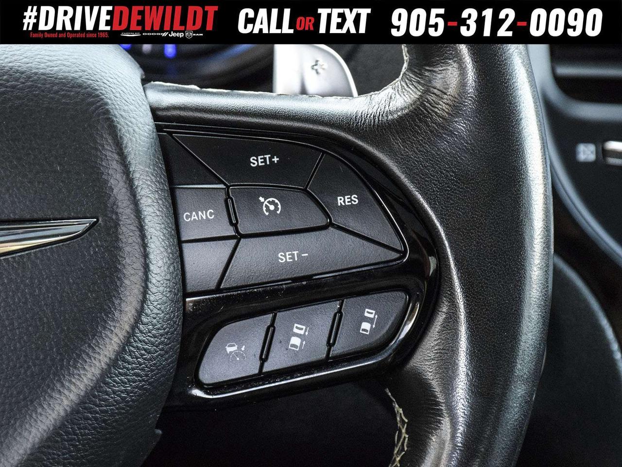 2021 Chrysler 300 300S   ALL WHEEL DRIVE   PANORAMIC SUNROOF Photo