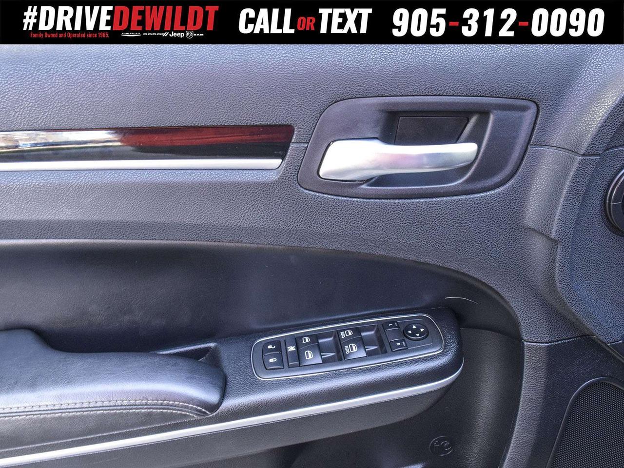 2021 Chrysler 300 300S   ALL WHEEL DRIVE   PANORAMIC SUNROOF Photo