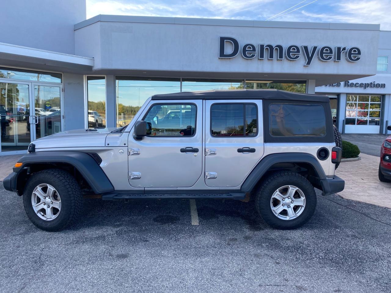 2019 Jeep WRANGLER UNLIMITED Sport Photo