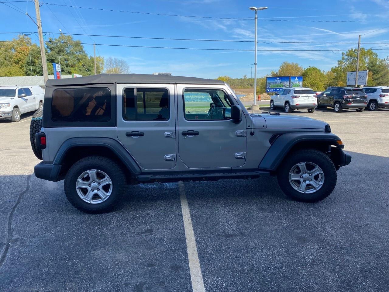 2019 Jeep WRANGLER UNLIMITED Sport 4x4 Photo