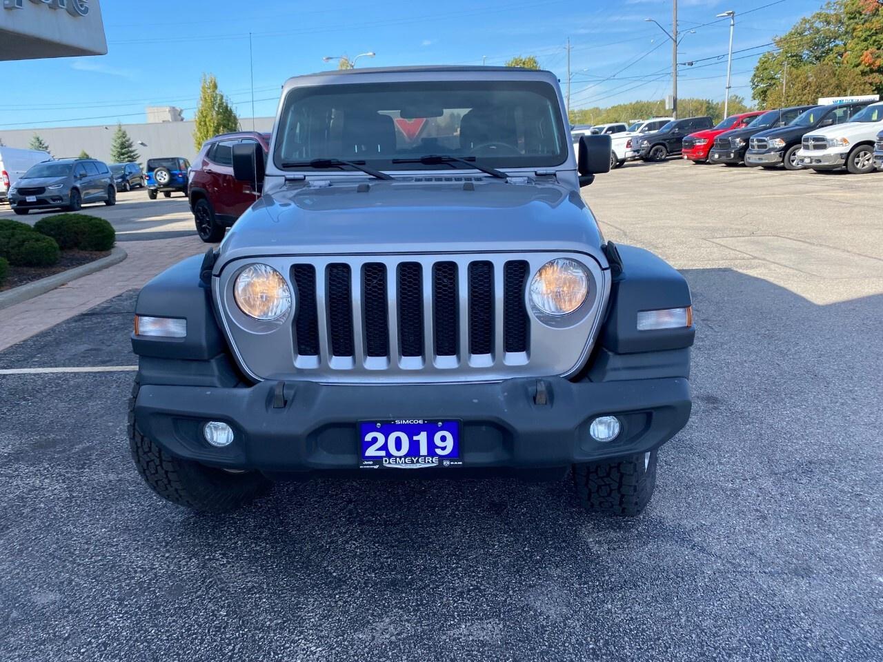 2019 Jeep WRANGLER UNLIMITED Sport 4x4 Photo