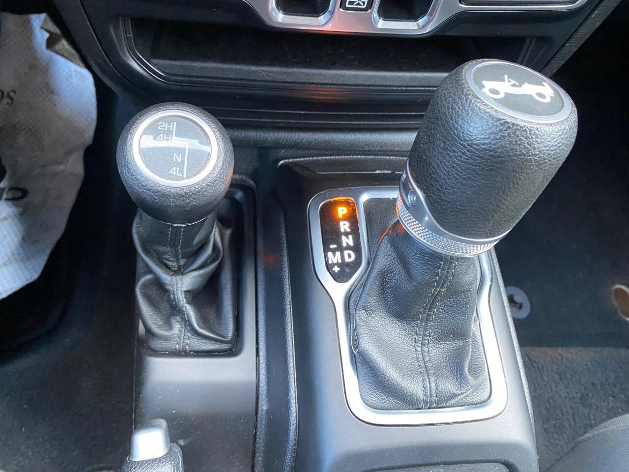 2019 Jeep WRANGLER UNLIMITED Sport 4x4 Photo