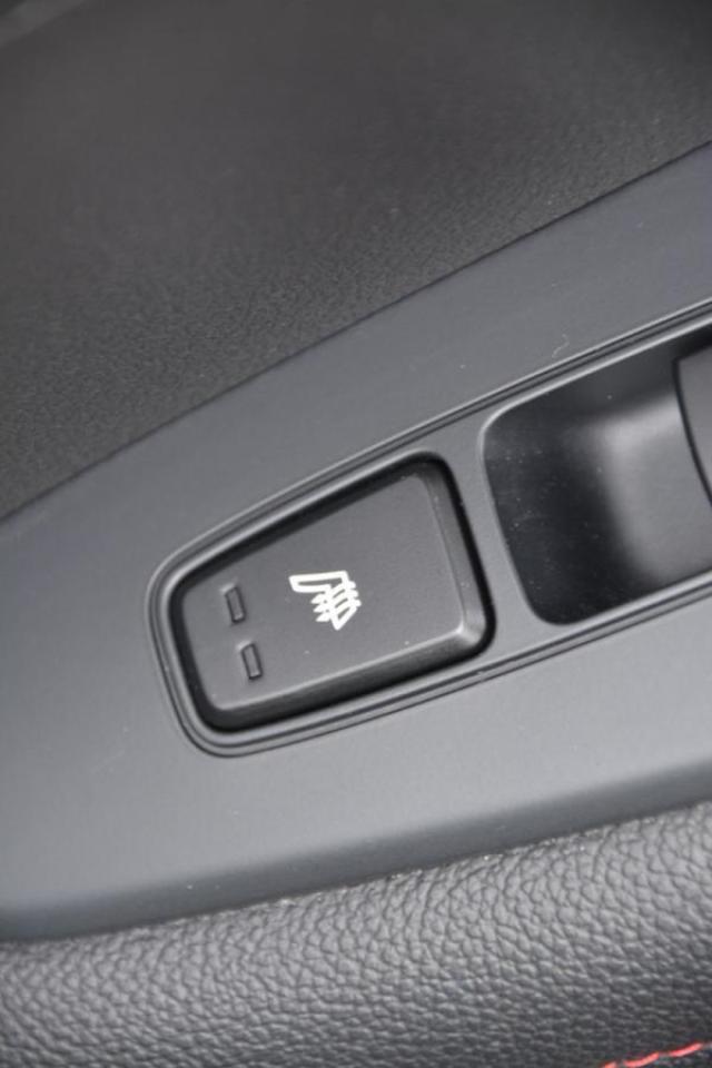 2023 Kia Forte GT Photo