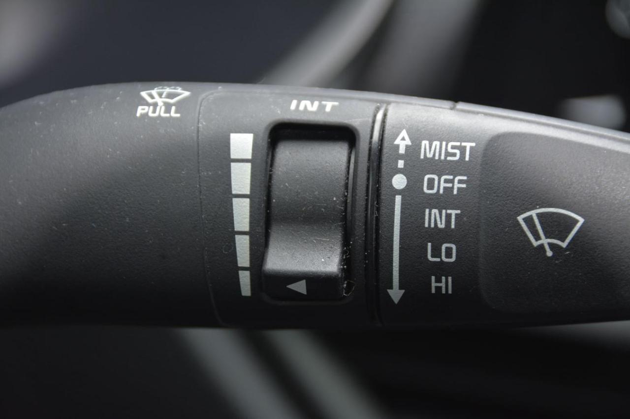 2023 Kia Forte GT Photo