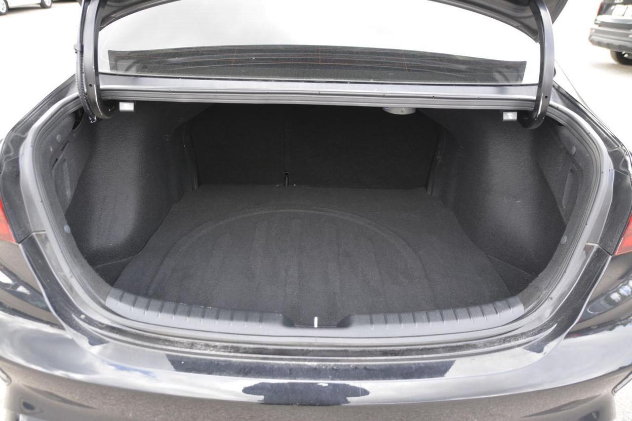 2023 Kia Forte GT Photo