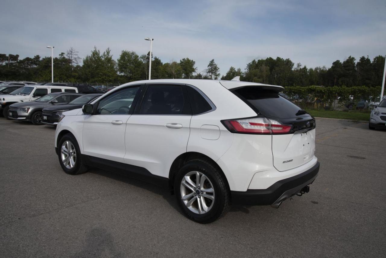 2019 Ford Edge SEL Photo