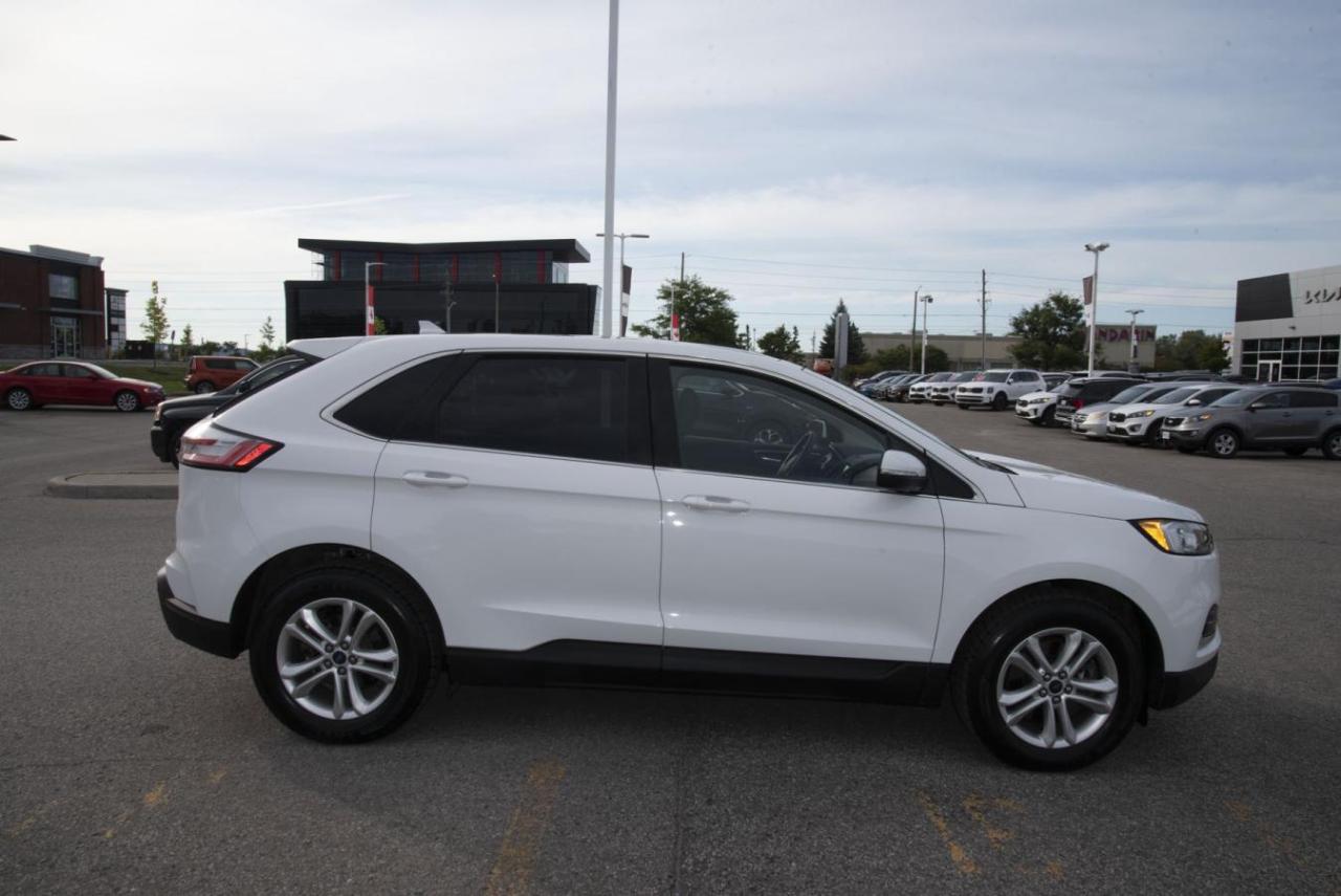 2019 Ford Edge SEL Photo