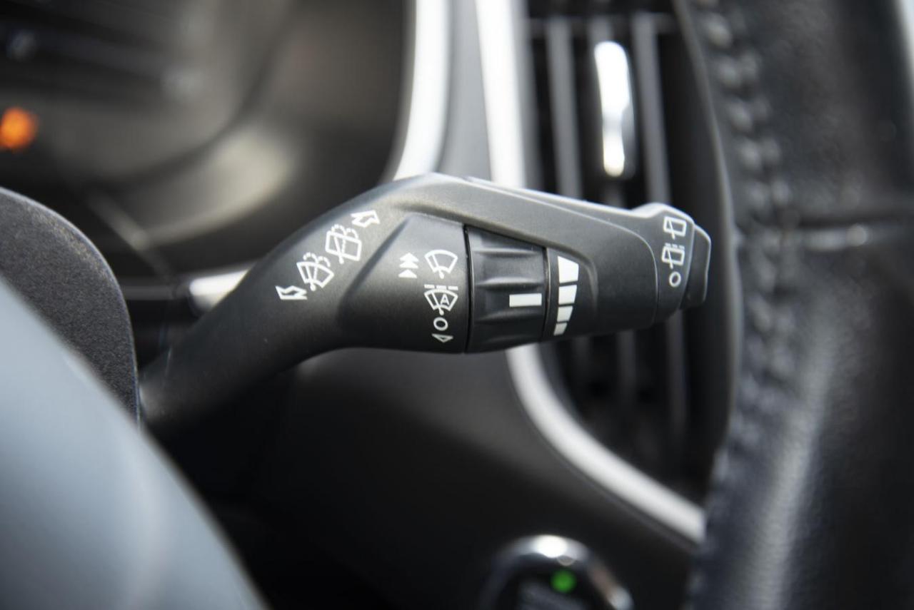 2019 Ford Edge SEL Photo