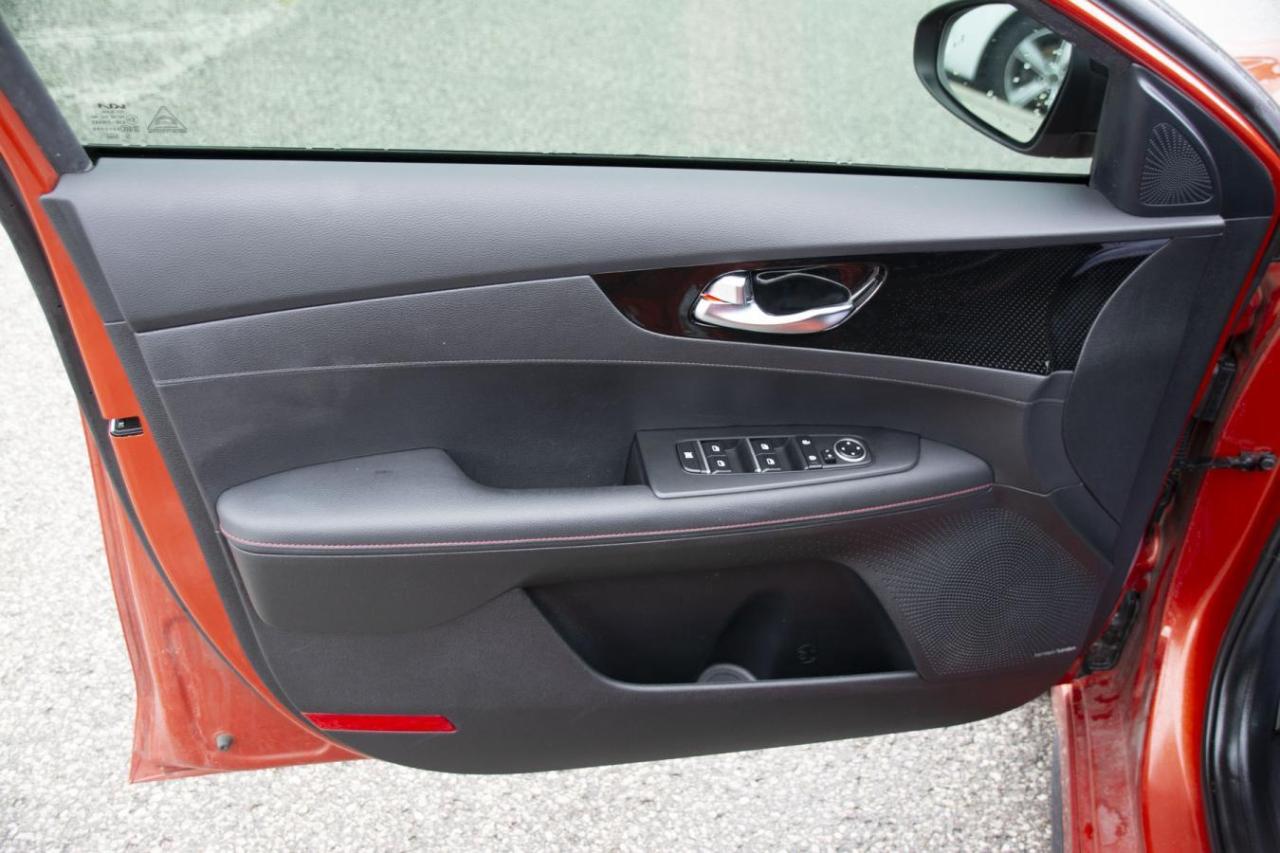 2023 Kia Forte FORTE GT Photo