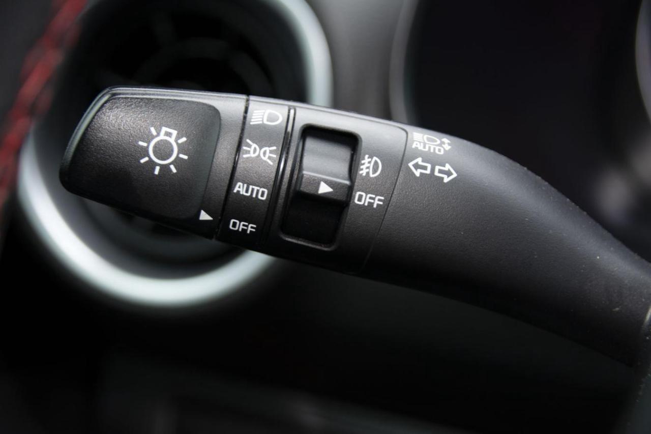 2023 Kia Forte FORTE GT Photo