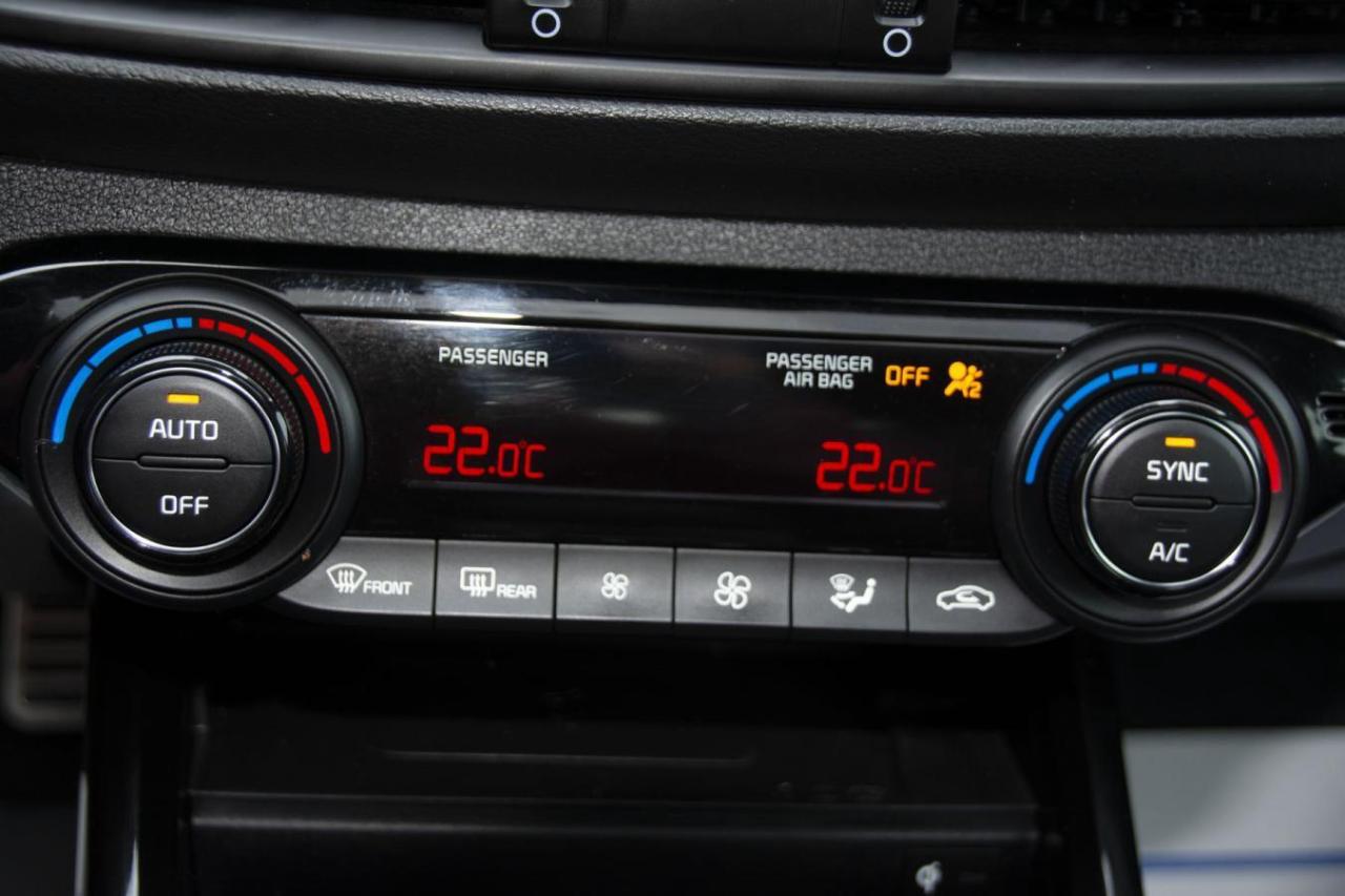 2023 Kia Forte FORTE GT Photo