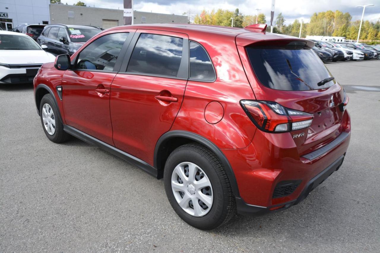 2023 Mitsubishi RVR ES/SE Photo2