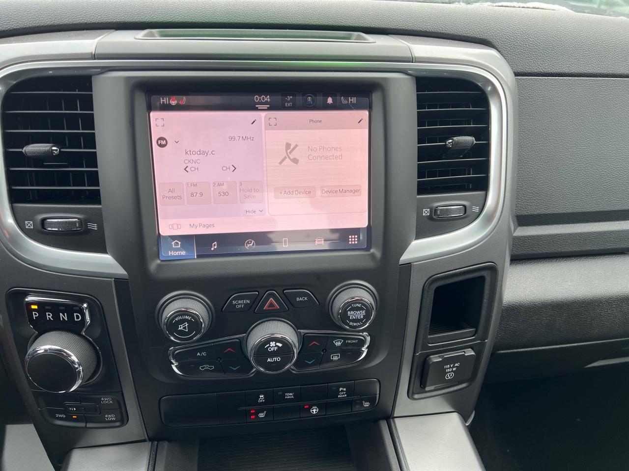 2024 RAM 1500 Classic WARLOCK Photo