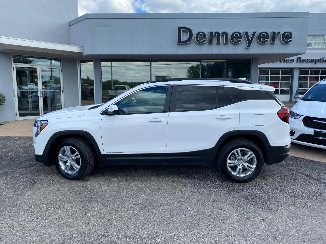 2023 GMC Terrain SLE Photo