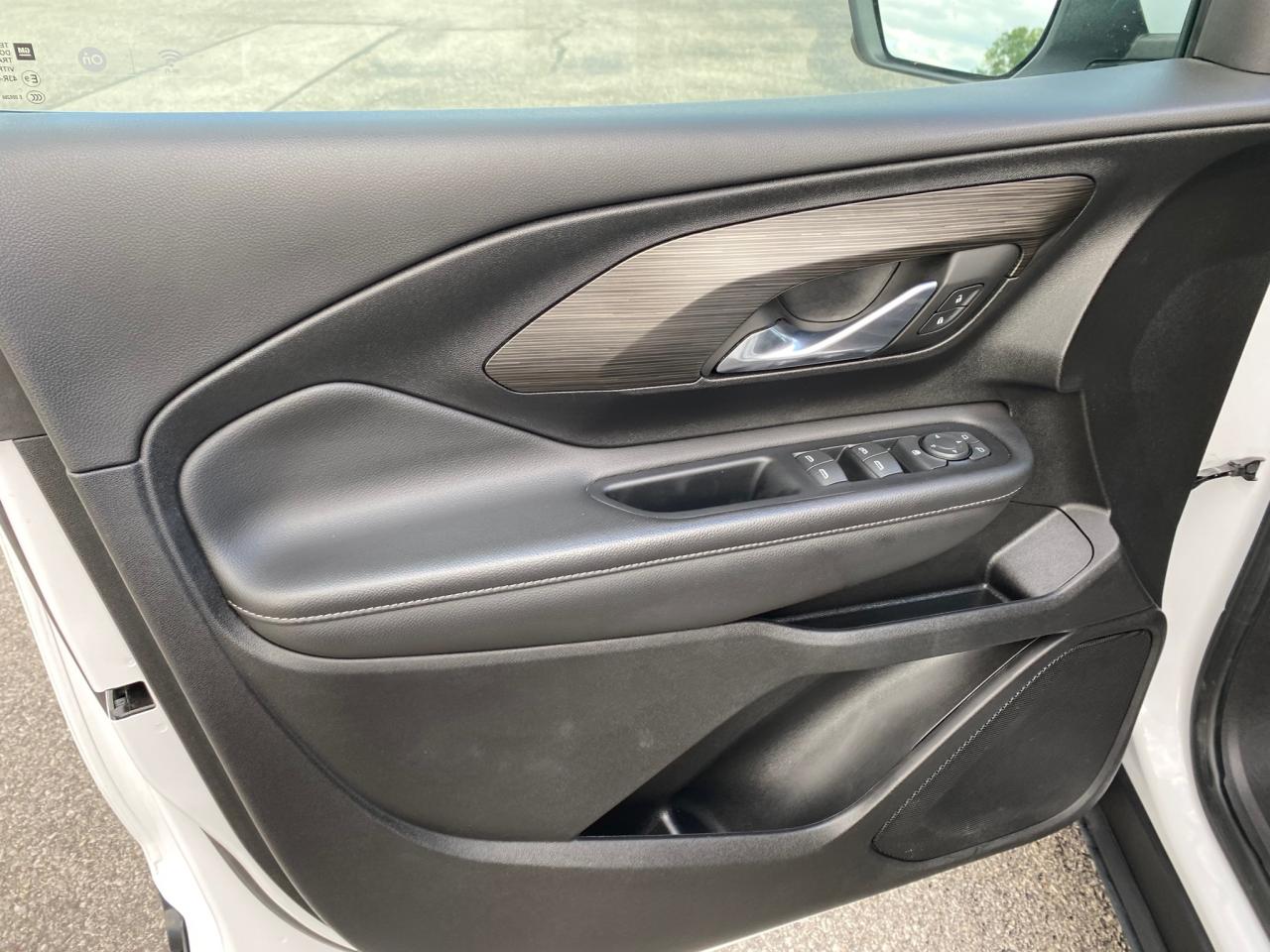 2023 GMC Terrain SLE Photo