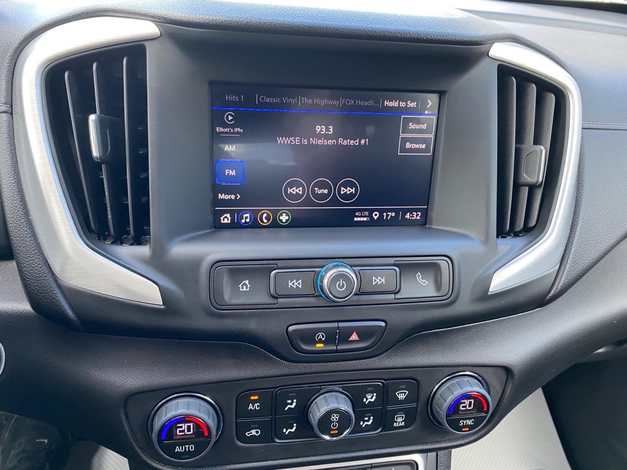 2023 GMC Terrain SLE Photo