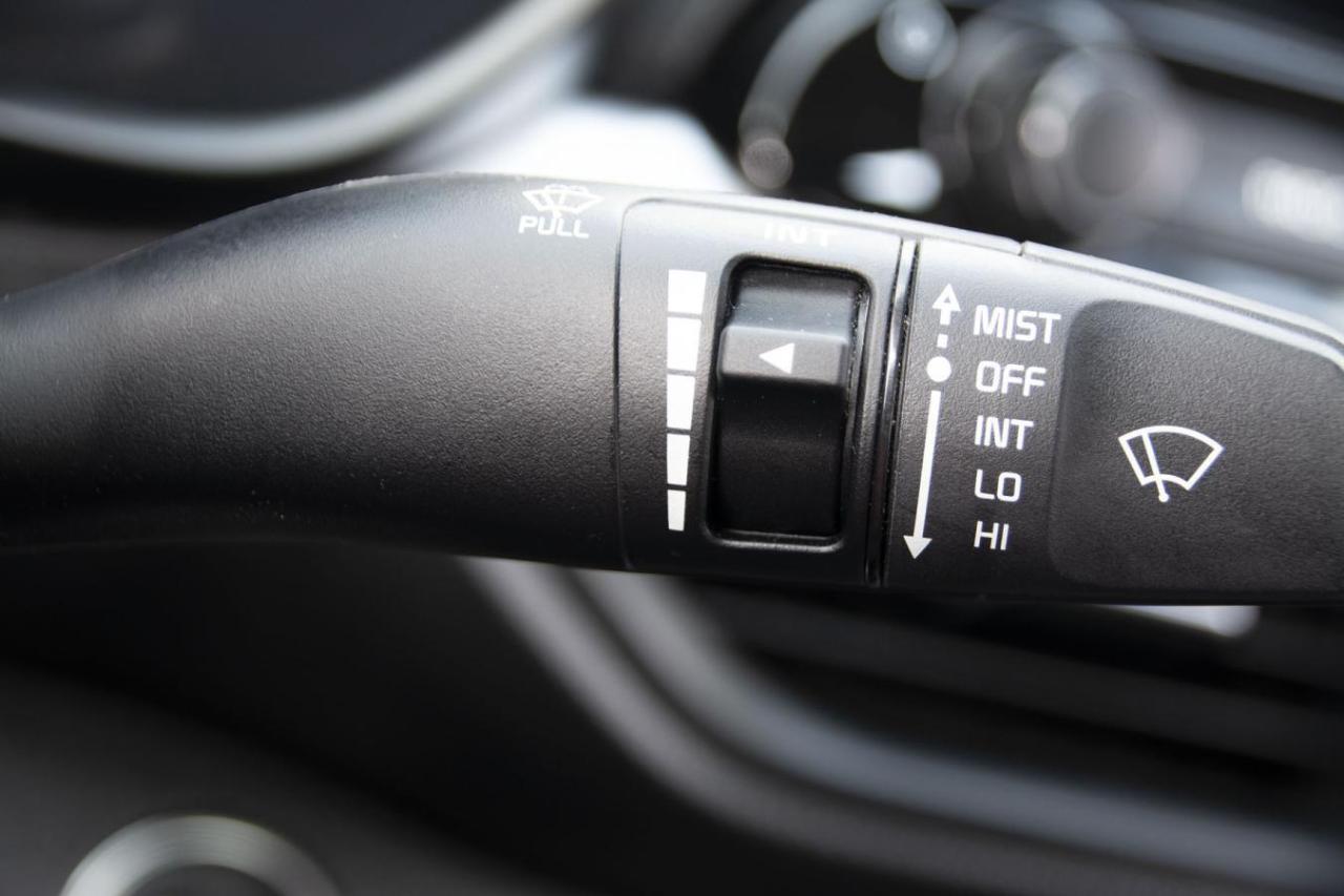 2023 Kia Forte GT-Line Photo