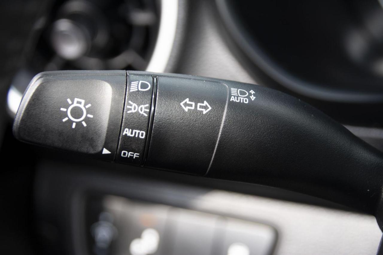 2023 Kia Forte GT-Line Photo