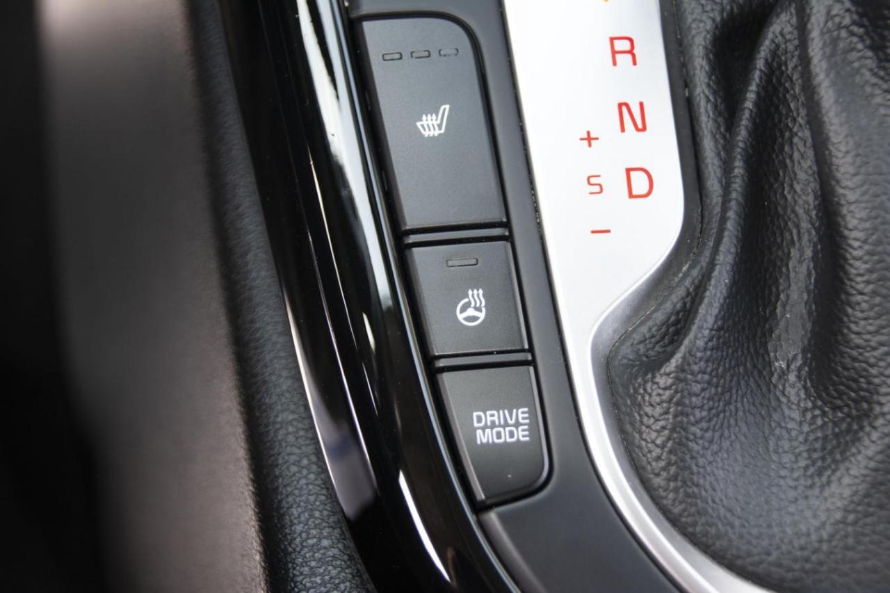 2023 Kia Forte GT-Line Photo