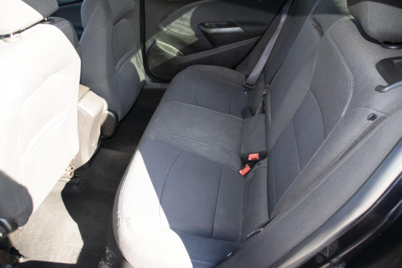 2017 Chevrolet Cruze LT Photo